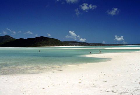 australia - fraser island beach.jpg